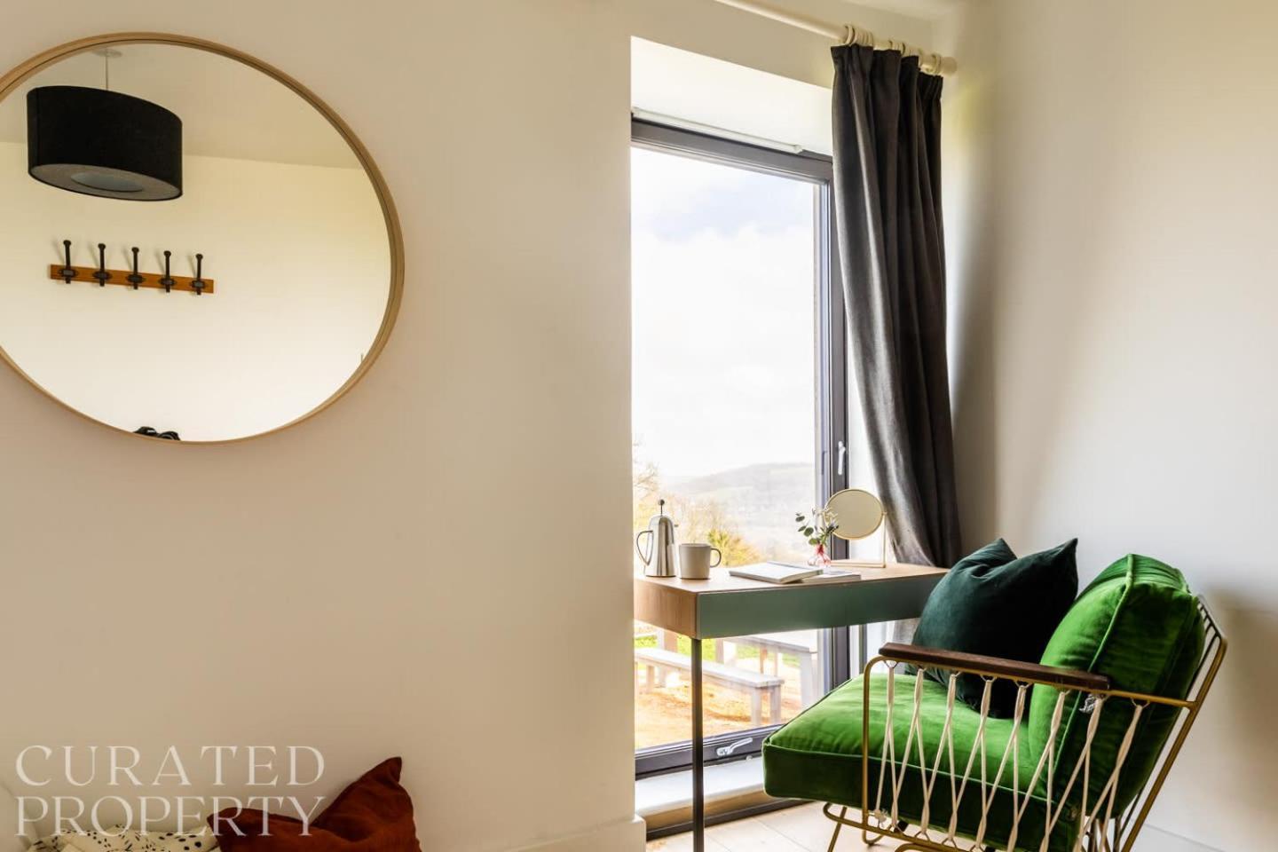 באת' Stunning 5 Bedroom New Build With Amazing Views! מראה חיצוני תמונה